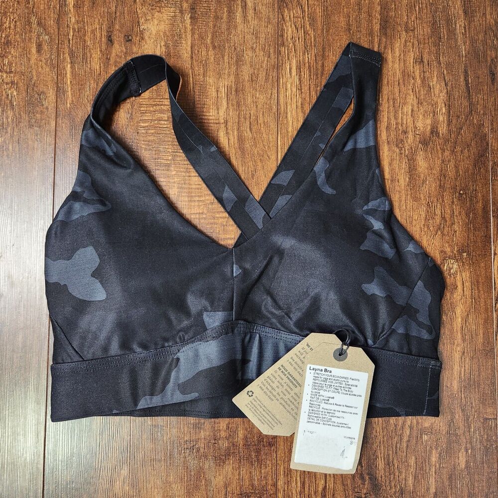 prAna Layna Black & Grey Camo Print Criss Cross Strappy Sports Bra Small S NWT